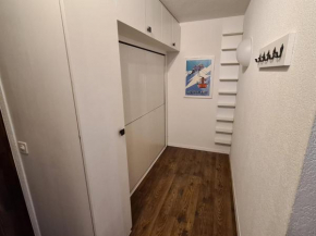 Apartment with swimming pool